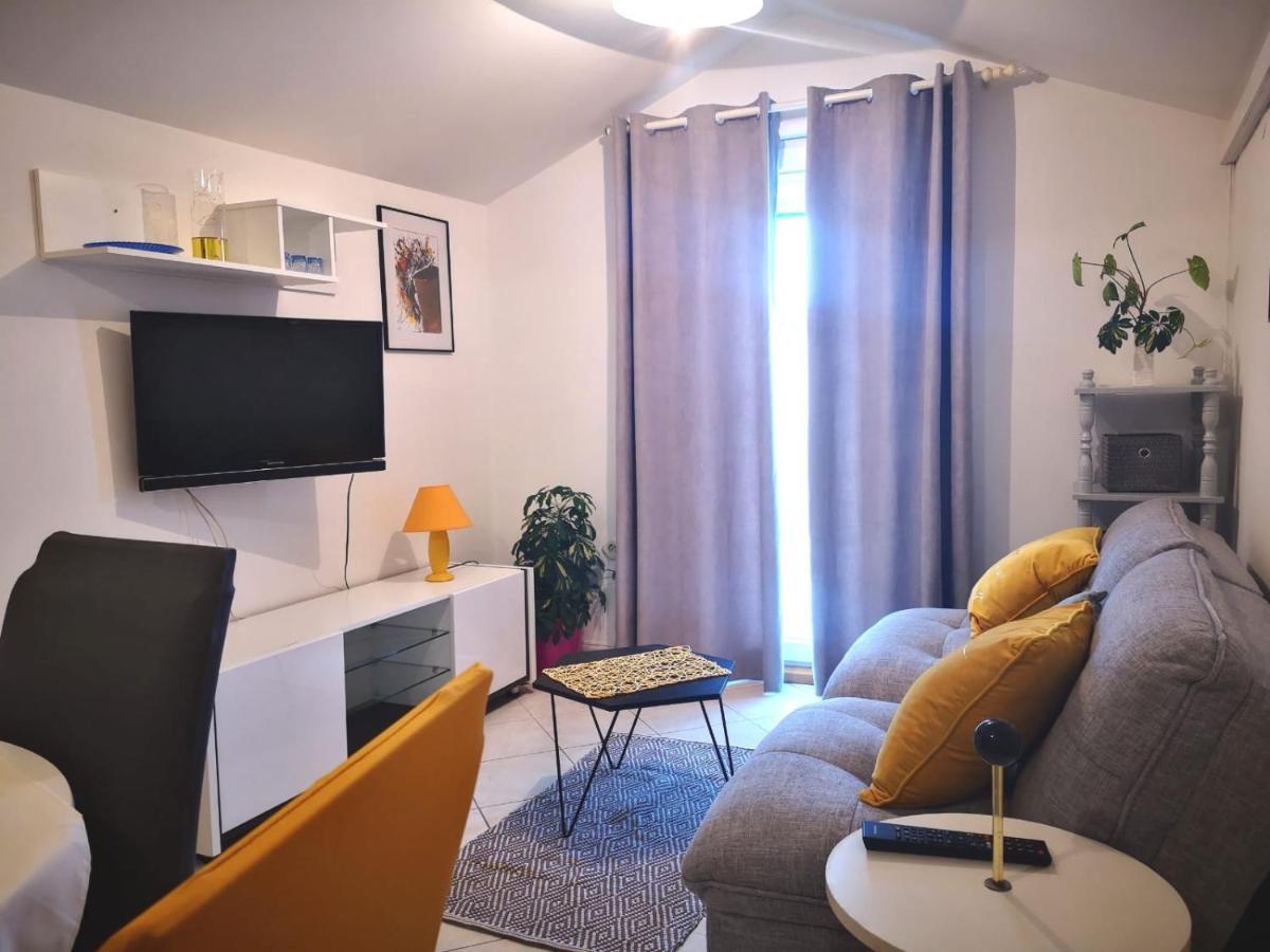 Apartments Suri فوديس المظهر الخارجي الصورة