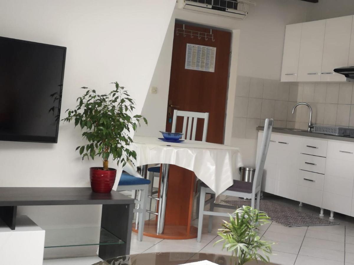 Apartments Suri فوديس المظهر الخارجي الصورة